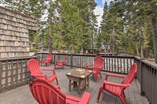 Carnelian Bay House Less Than half Mi to North Lake Tahoe! - image 8