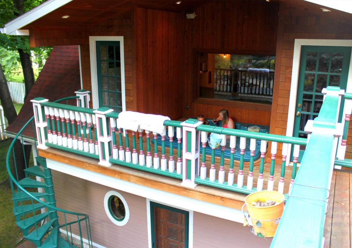 Himelhoch Bed & Breakfast - image 2