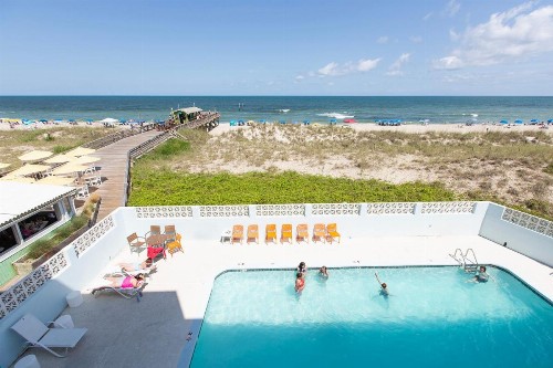 Golden Sands Motel - image 23