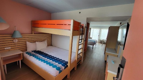Golden Sands Motel - image 31