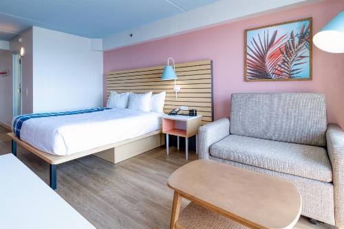 Golden Sands Motel - image 49