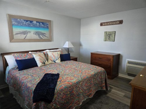 Drifters Reef Hotel - image 5