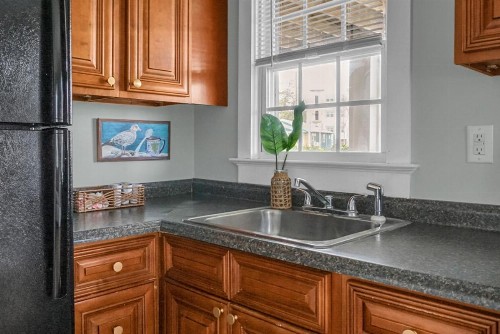 Carolina Beach Inn - image 17