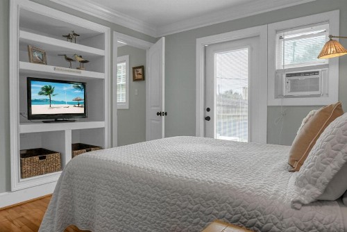 Carolina Beach Inn - image 20