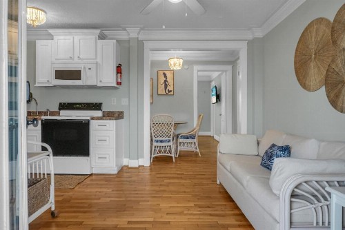 Carolina Beach Inn - image 26