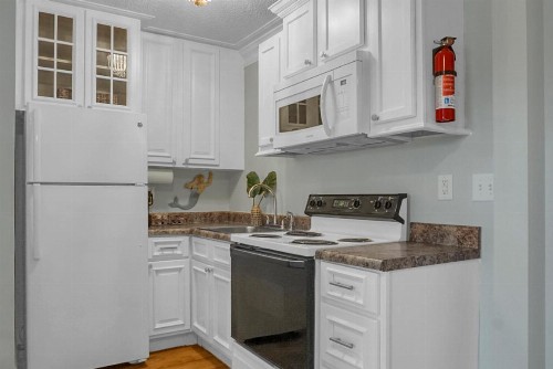 Carolina Beach Inn - image 28