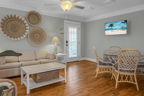 Carolina Beach Inn - image 46