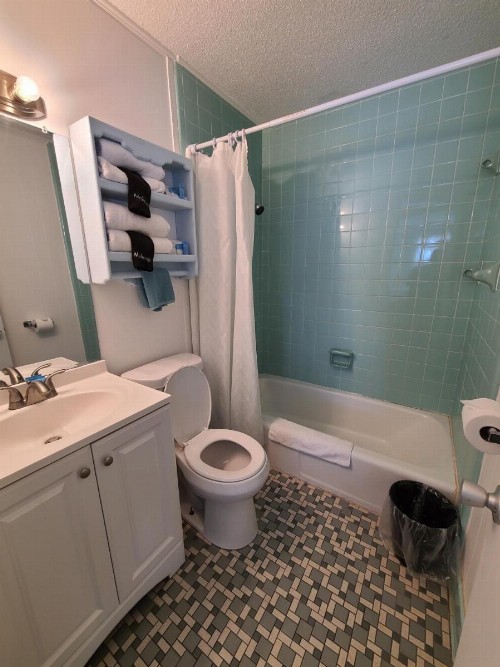 The Savannah Inn - image 23
