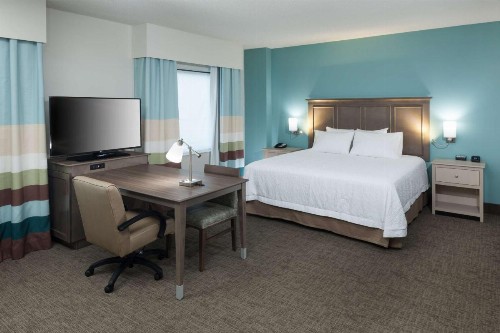Hampton Inn & Suites by Hilton Carolina Beach Oceanfront - image 38