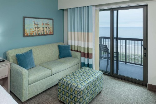 Hampton Inn & Suites by Hilton Carolina Beach Oceanfront - image 39