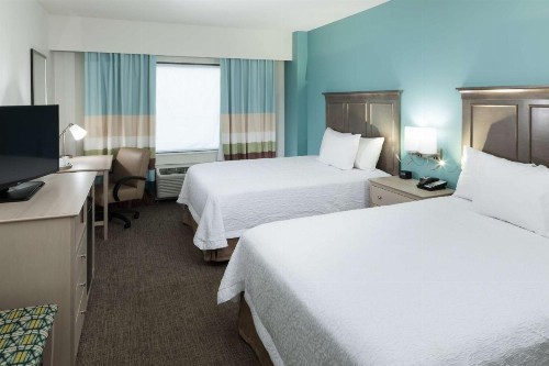 Hampton Inn & Suites by Hilton Carolina Beach Oceanfront - image 45