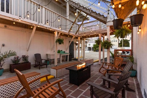 Dry Dock Family Motel - image 38