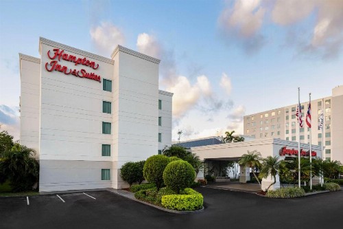 Hampton Inn & Suites San Juan - image 1