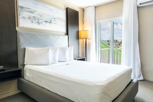 Villa Verde Inn - image 12