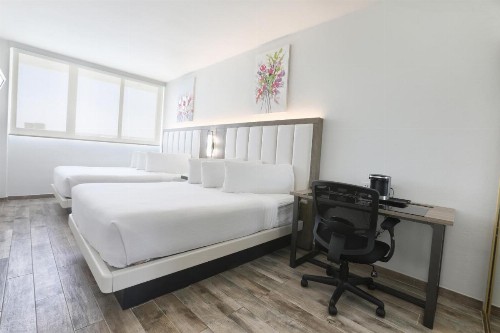 San Juan Airport Hotel - image 9