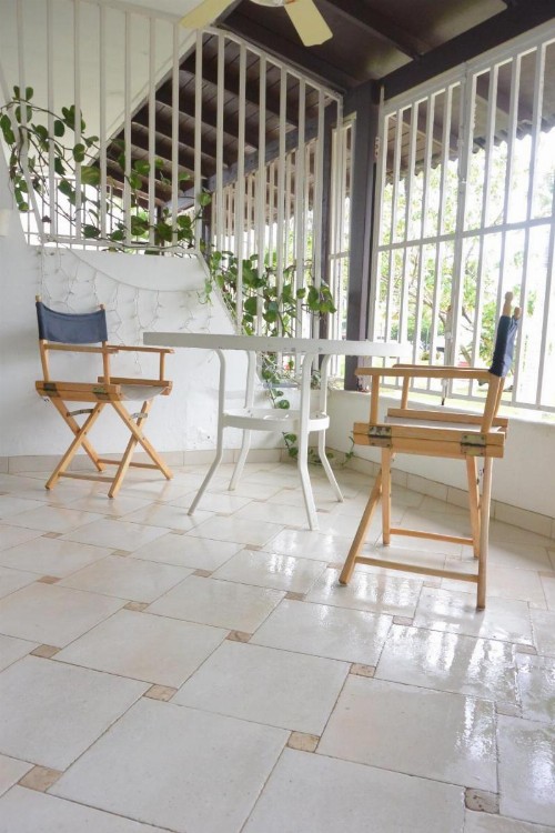 Cozy Beachfront Studio - image 11