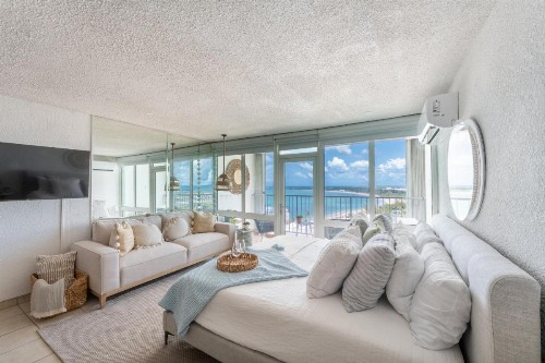 OCEAN VIEW DELUXE SUITE: PVT. BEACH & POOL - image 22