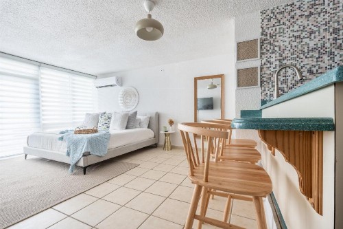 OCEAN VIEW DELUXE SUITE: PVT. BEACH & POOL - image 23