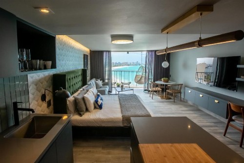 OCEAN VIEW DELUXE SUITE: PVT. BEACH & POOL - image 25