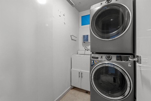 Amapola SeaSide Beach Front Apartment - image 12
