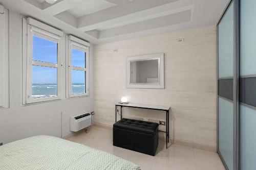 Amapola SeaSide Beach Front Apartment - image 18