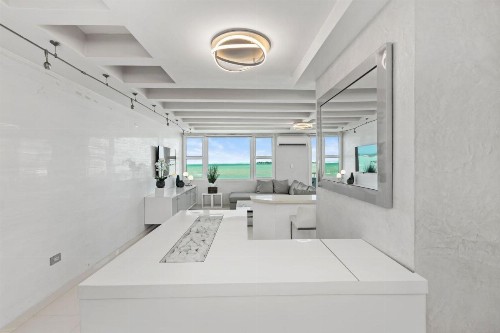 Amapola SeaSide Beach Front Apartment - image 24