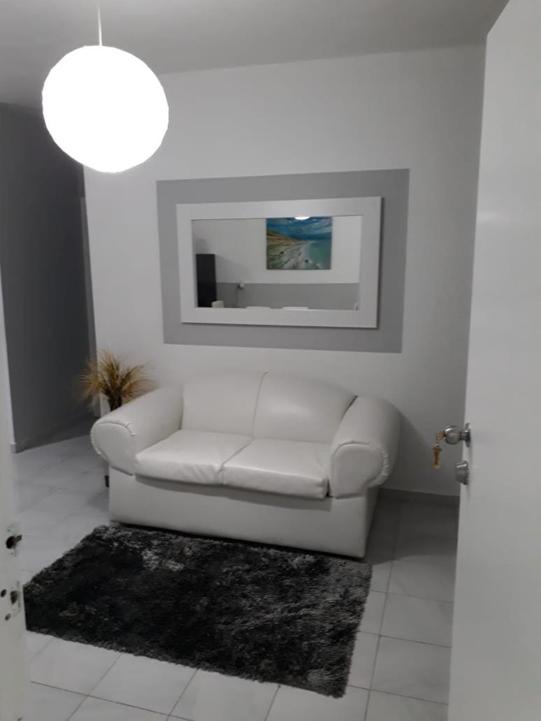 Isla Verde Apt - main image