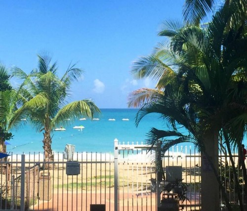 ESJ TOWERS JR ONE BEDROOM - Beachfront Top Location View Lux! - image 3
