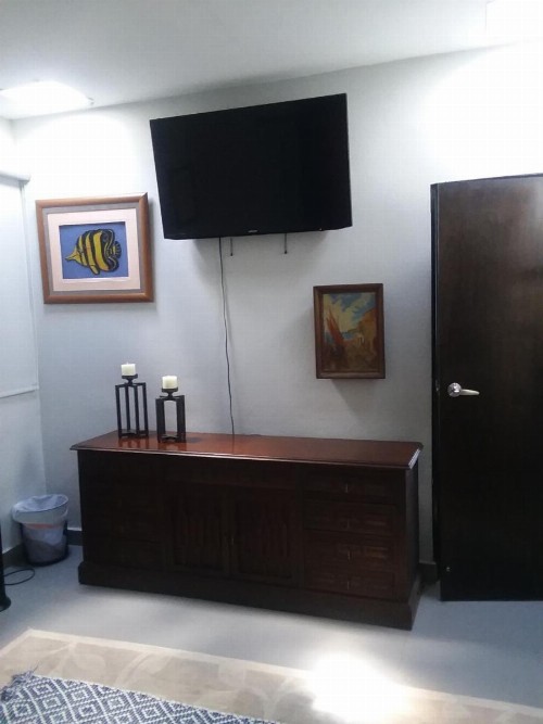 Isla Verde By The Beach Guest House - image 17