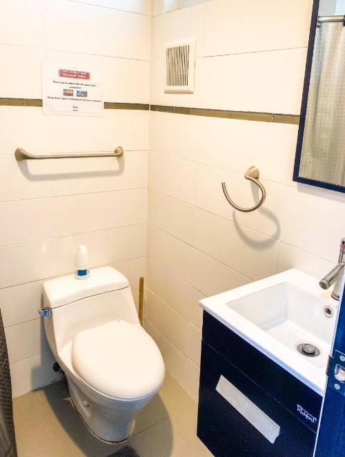 Isla Verde By The Beach Guest House - image 24