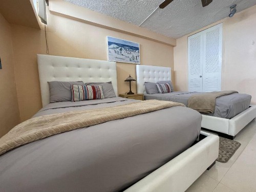 2BR Condo at Isla Verde Beach - image 10