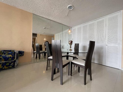 2BR Condo at Isla Verde Beach - image 2