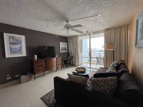 2BR Condo at Isla Verde Beach - image 28