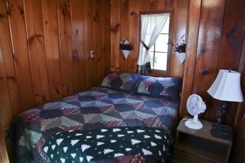 Cabin #1 - Cedar Village cabin - image 11