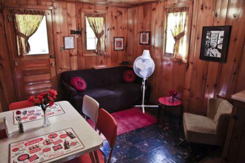 Cabin #6 - Casablanca cabin - main image