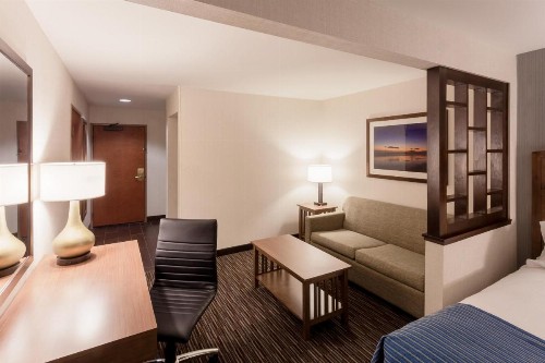 Holiday Inn Express & Suites Carpinteria an IHG Hotel - image 14