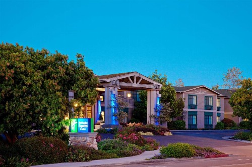 Holiday Inn Express & Suites Carpinteria an IHG Hotel - image 37