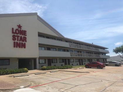 Lone Star Inn - image 3