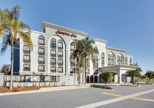 Hampton Inn Los Angeles/Carson - image 1