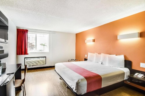 Motel 6-Carson CA - image 33
