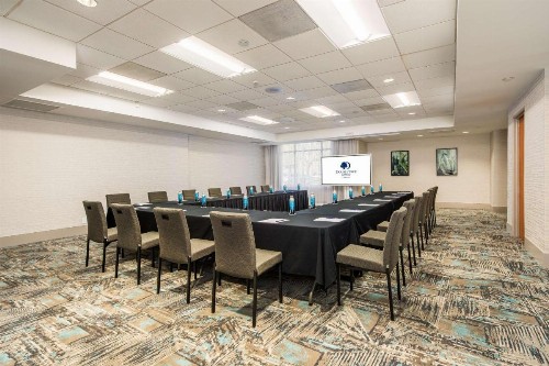 DoubleTree by Hilton Carson - image 4