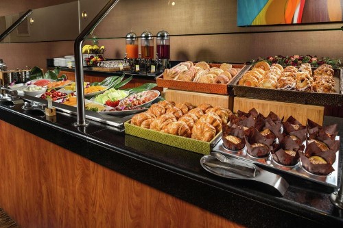 DoubleTree by Hilton Carson - image 48