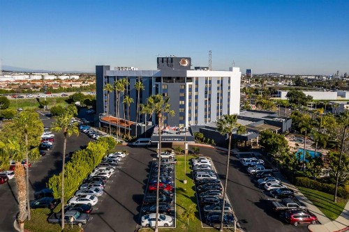 DoubleTree by Hilton Carson - image 7