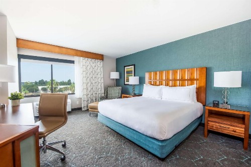 DoubleTree by Hilton Carson - image 8