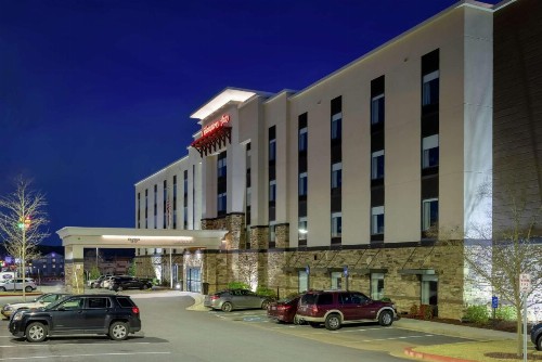 Hampton Inn Emerson - Lakepoint Ga - image 2