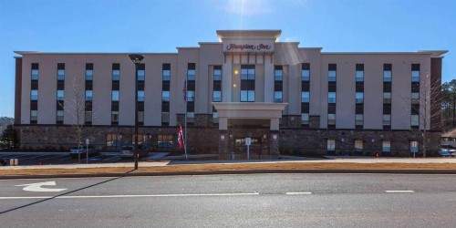 Hampton Inn Emerson - Lakepoint Ga - image 4