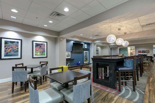 Hampton Inn Emerson - Lakepoint Ga - image 8