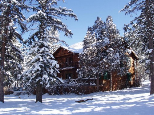 Rocky Mountain Lodge - image 3