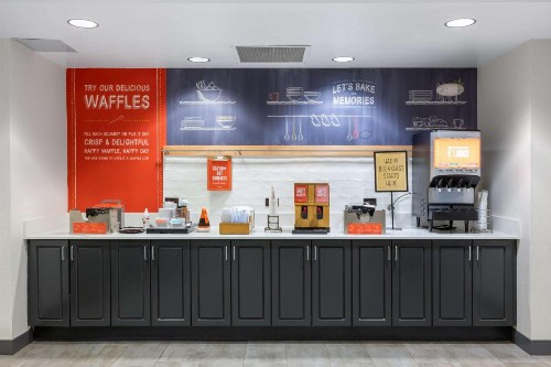 Hampton Inn & Suites Casper - image 23