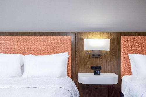Hampton Inn & Suites Casper - image 42